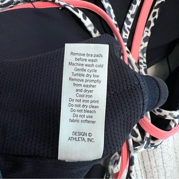 Athleta Animal Print /Stripe Strappy Sports Bra Size L - Picture 6 of 6